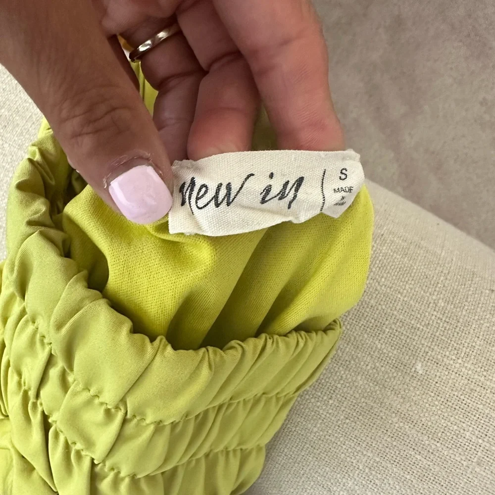 New In Shorts - Picture 4 of 4